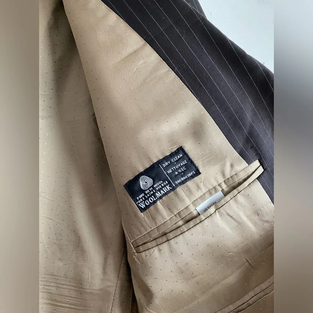 Calvin Klein Wool Pinstripe Brown Blazer Sport Coat Suit Jacket Three Button 42R